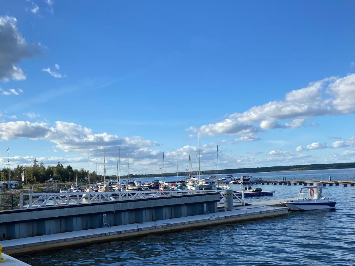 Gelbes Haus Seenland Ferienwohnungen Xl Elsterheide Luaran gambar