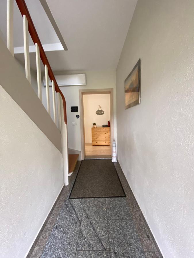 Gelbes Haus Seenland Ferienwohnungen Xl Elsterheide Luaran gambar